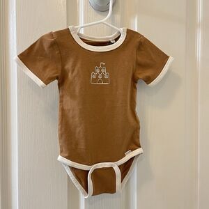 Minymo Sandcastle One Piece Bodysuit Organic Cotton Size 9 Months NWT